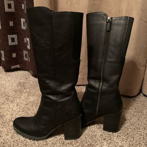 Beautiful Women’s Tall Black Leather Boots